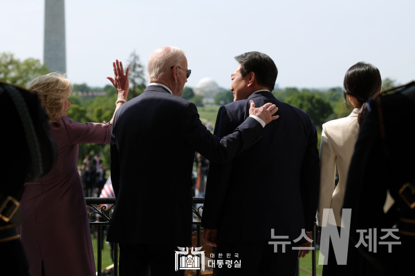 [포토]윤석열 대통령 부부, 미국 국빈 방문 공식환영식 참석(사진=대통령실)