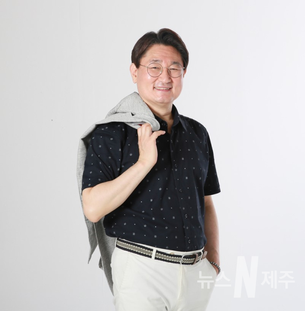 서울숲맨발학교 맨발쌤 김도남, 신간 '맨발걷기' 출간