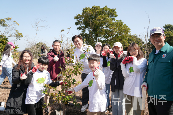 제주도, 22일 신비의 도로 공원서 제79회 식목일 기념 나무심기 행사 개최